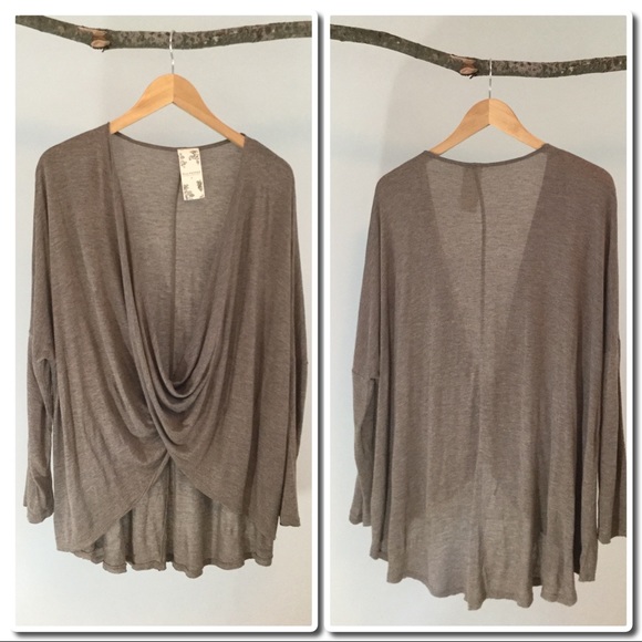 Blu Pepper High Low Drape Top - Picture 4 of 5